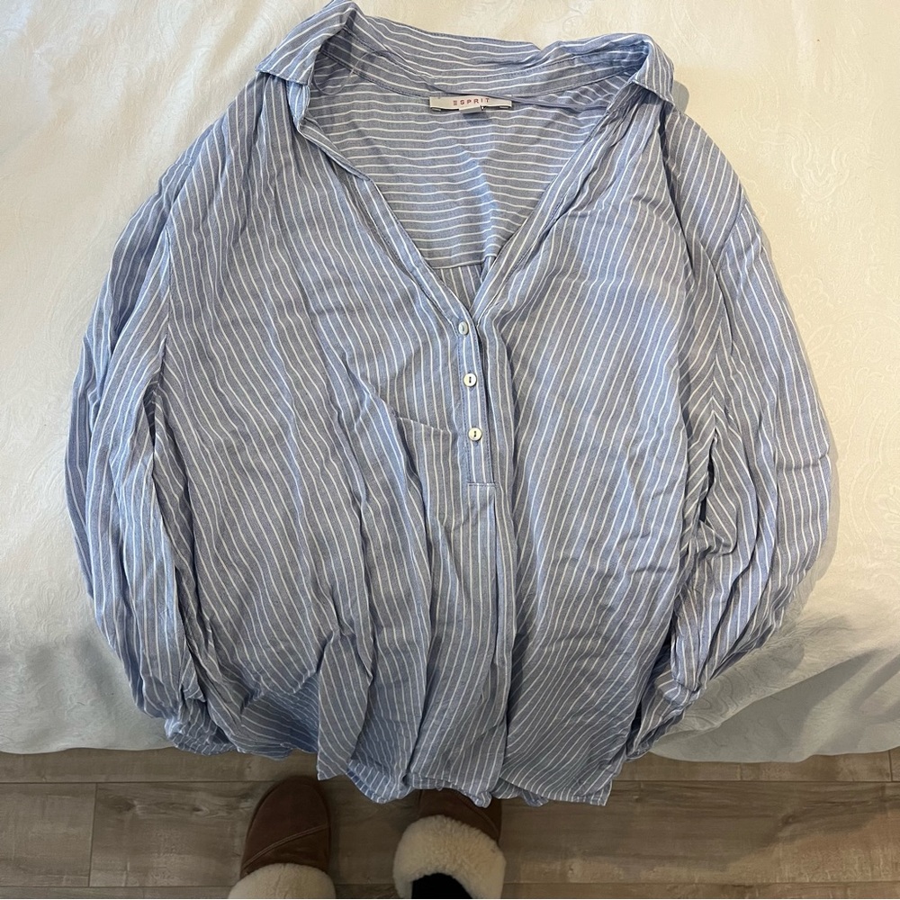 Blue blouse - Picture 3 of 4